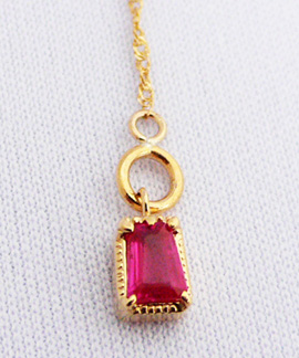 04 - Square Cut Ruby & Single Cut W.Diamond Necklace